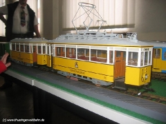 Ebenfalls sehenswert: die Ausstellungen, z.B. mit Modellen des TW 53,... (c) Kutting