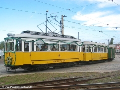 ...bei der Ausfahrt aus dem Betriebshof... (c) Kutting