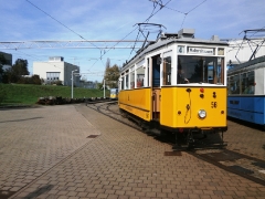 Zug 56-82-101,Betriebshof, 12.10.2014, (c) Schneider