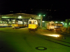 Betriebshof bei Nacht: Tw 306, hist. Zug 56-82-101, HTw 39, ATw 47, 30.09.2011 (C) Schneider