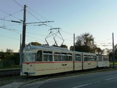 zug_215-93_einfahrt-behof_01-10-2011_quass_01