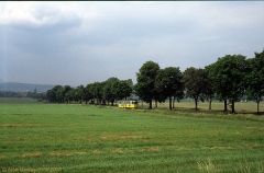 Triebwagen 216 zwischen Leina und Wahlwinkel. (4. Juli 1991)