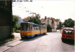 Triebwagen 302 am Nelkenberg. (7. August 1997)