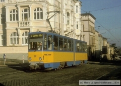 Triebwagen 301, Gotha 301 - KT4D mod., Aufnahmeort: Friedrichstr., Hersteller: CKD, 1981 (Serie 301-304), (26.02.2000)