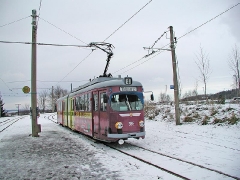 Triebwagen 396 am Gleisdreieck Waltershausen. (28. Dezember 2004)