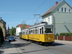 Wieder die Ortsdurchfahrt durch Waltershausen. Schön sind die Unterschiede zu den 15 Jahre zuvor entstandenen Fotos zu erkennen.