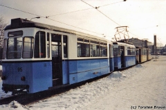Beiwagen 95 (hinter Tw 35) am Hauptbahnhof. (zwischen 1991 und 1994)