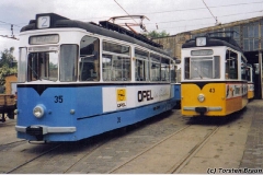 Triebwagen 35 und 43 auf dem Betriebshof. (zwischen 1991 und 1994)