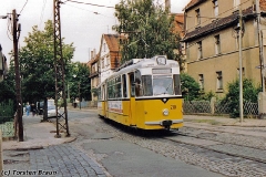 Triebwagen 210 in der Reuterstraße. (zwischen 1991 und 1994)