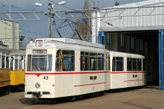 TW 43 mit BW 93 auf dem Betriebshof. (1. April 2017)