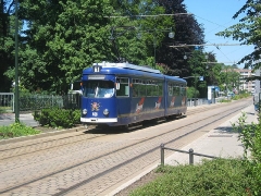 Triebwagen 408 in der Bürgeraue. (20. Juni 2005)
