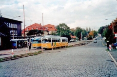 Triebwagen 395 am Hauptbahnhof. (14.10.2002)