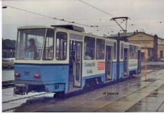 Triebwagen 301 in Gotha-blau. (Sommer 1990)