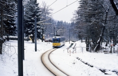 Tw 412 bei der Ausfahrt aus Friedrichroda.
